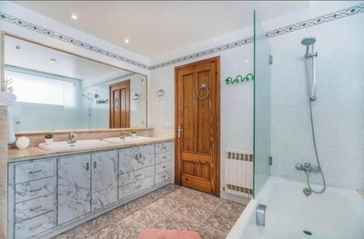 Bressol Deluxe Apartments بورت دي بوينسا المظهر الخارجي الصورة